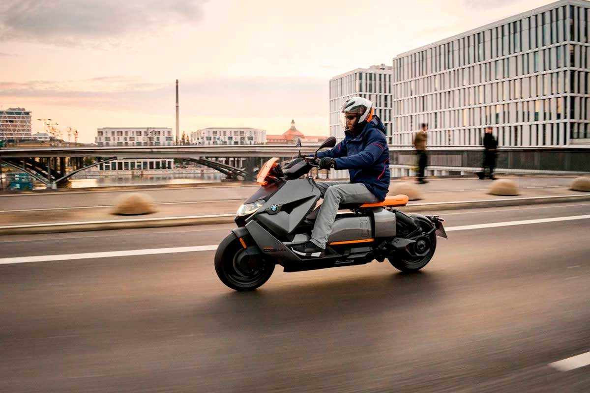 ТОП-5 моделей электрических скутеров в 2024 году